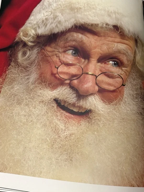 Christmas in America sofa/coffee book - Picture 5 of 5